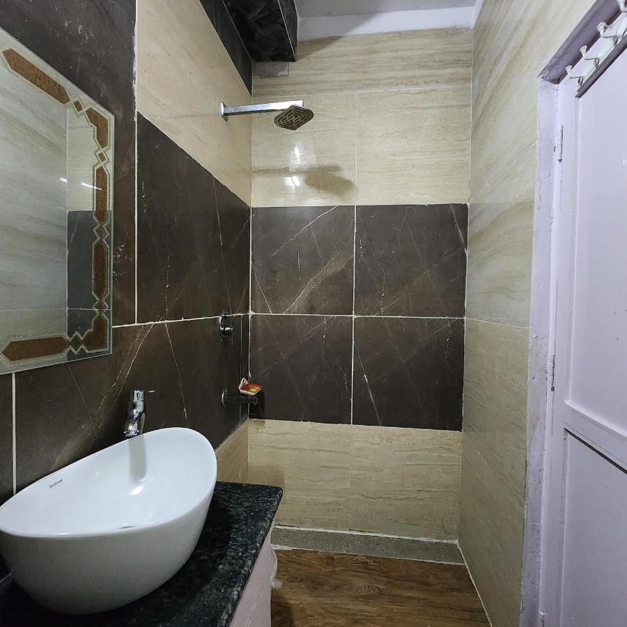 Royal Afghan 3* New Delhi